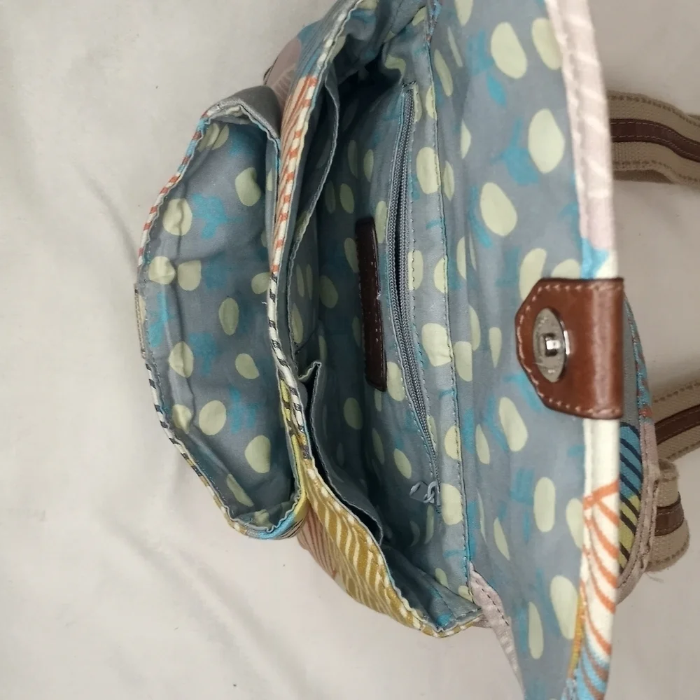 Fossil Y2K Geometric Striped Shaped Multi Pocketed Adjustable Crossbody Boho Bag